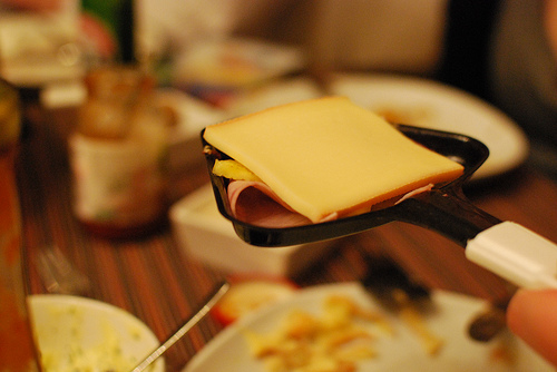 Host like a French - Raclette 🧀 Have you had this dish before ? Tel, host like a french