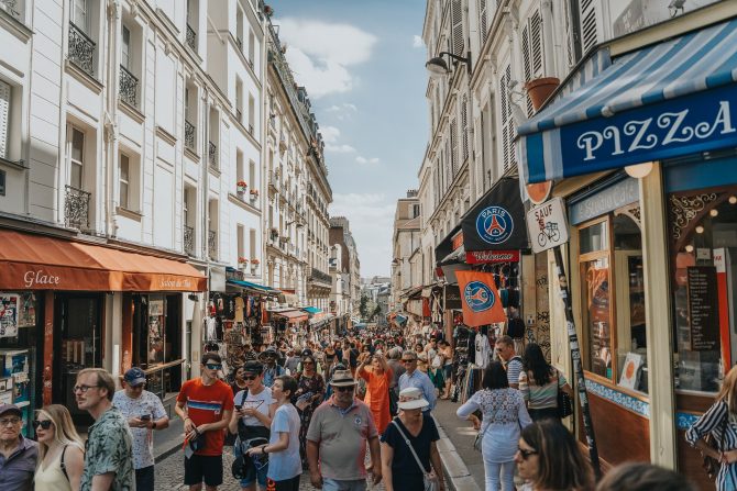 Opening Hours In France Shops Services Restaurants FrenchEntr e