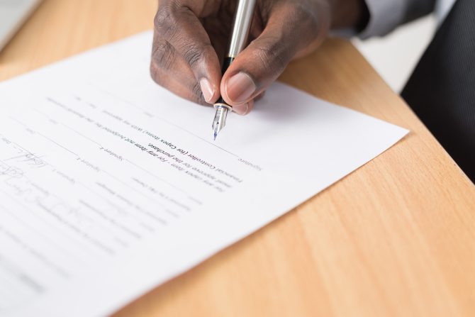 How To Write a Sworn Statement or Attestation sur L’Honneur in France