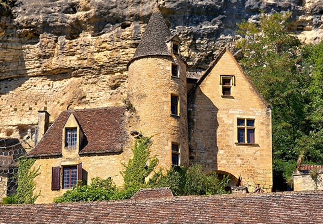 Need Help Gifting a Property in France?
