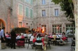 one of the many lovely bistros in Pezenas